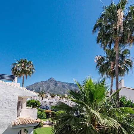 Spectacular 2 Bedroom Penthouse In Location In Nueva Andalucia Apartment *