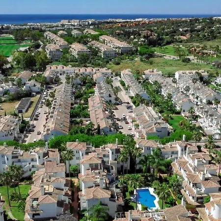 Spectacular 2 Bedroom Penthouse In Location In Nueva Andalucia * Marbella
