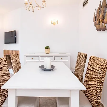 Apartment Spectacular 2 Bedroom Penthouse In Location In Nueva Andalucia