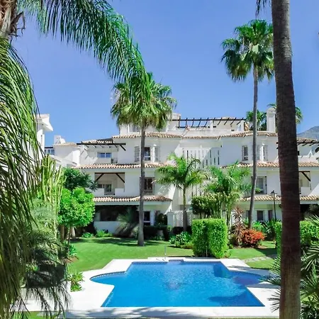 Spectacular 2 Bedroom Penthouse In Location In Nueva Andalucia Apartment *