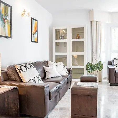 Spectacular 2 Bedroom Penthouse In Location In Nueva Andalucia Apartment