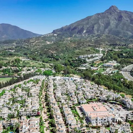 Spectacular 2 Bedroom Penthouse In Location In Nueva Andalucia Apartment *